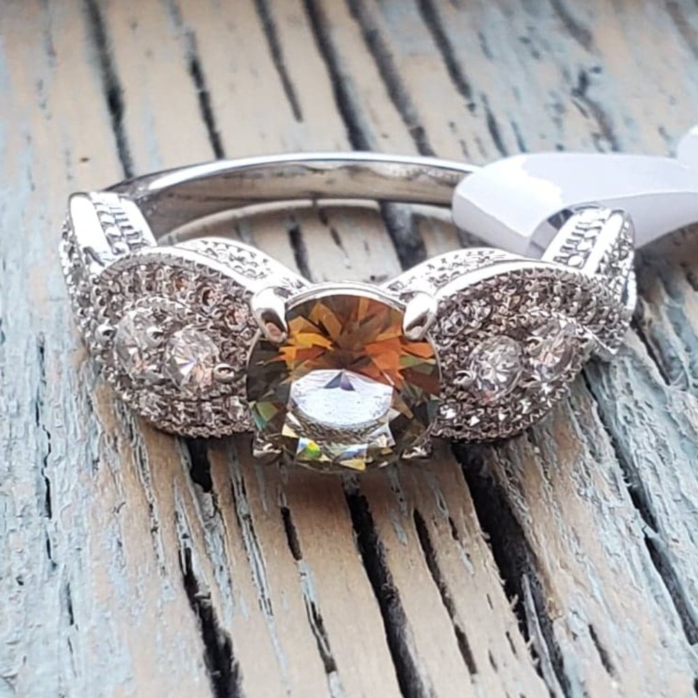 Yellow Rainbow Topaz - Unicorn Alert